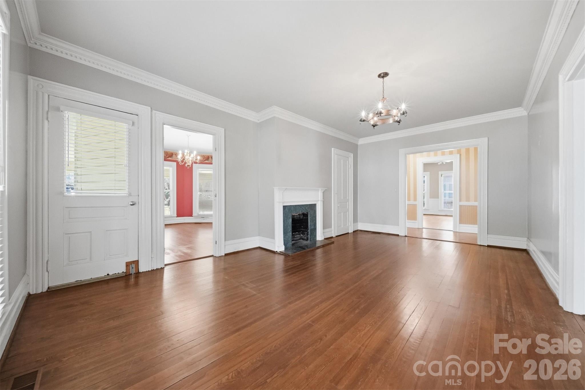 121 5th Avenue NE Hickory NC 28601