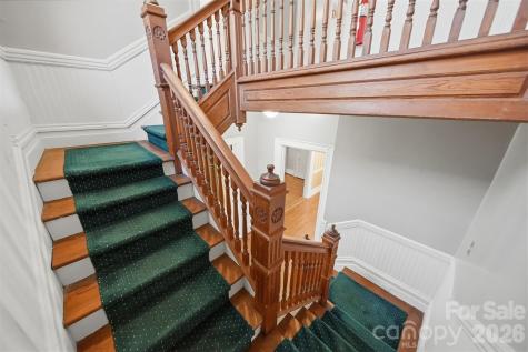 121 5th Avenue NE Hickory NC 28601