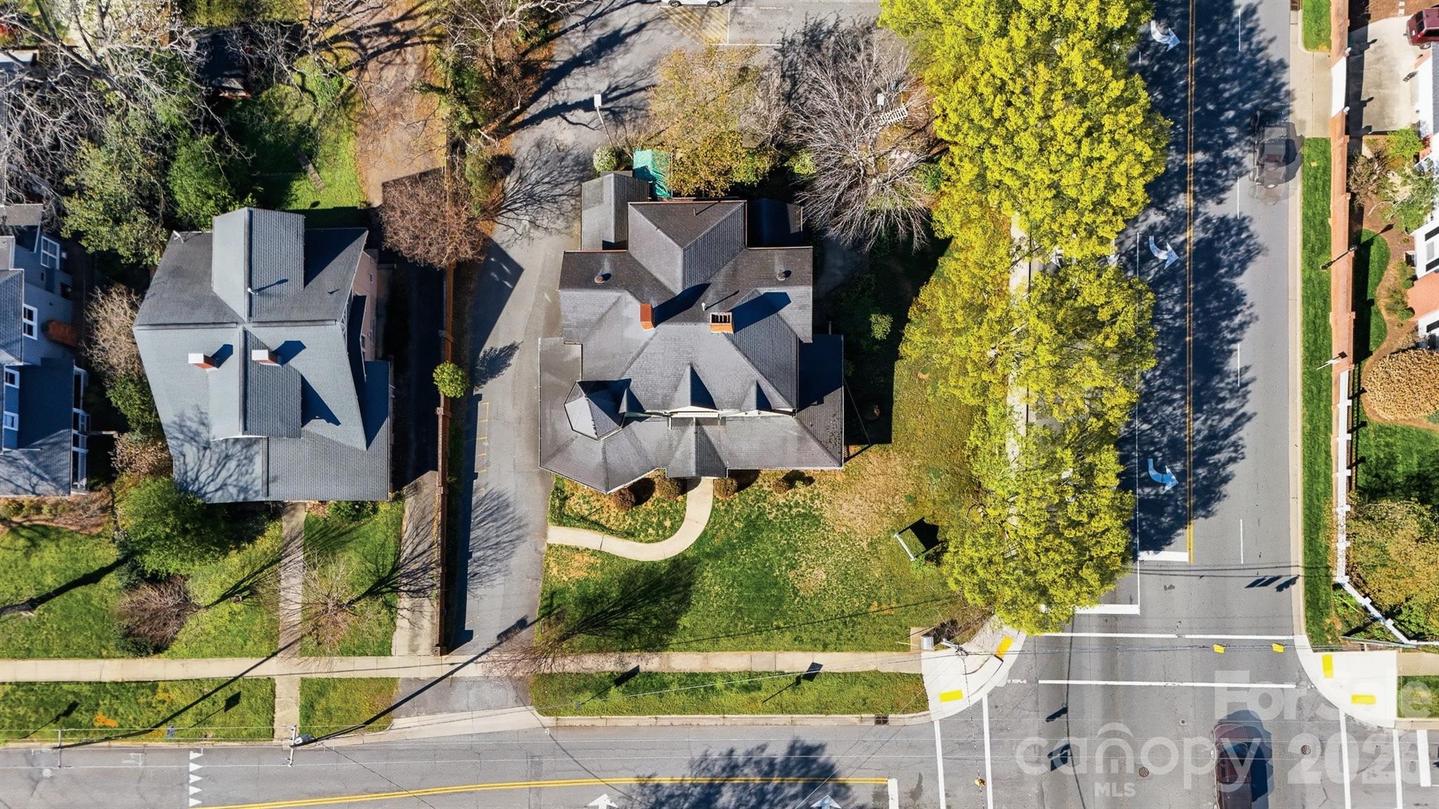 121 5th Avenue NE Hickory NC 28601