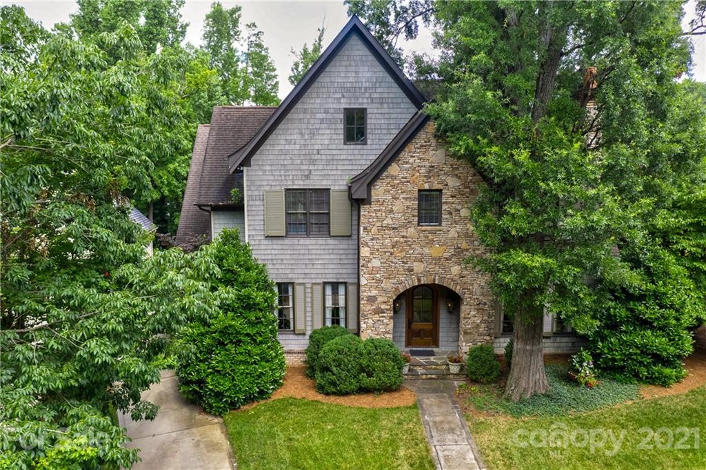 1105 Sedgewood Place Court Charlotte NC 28211