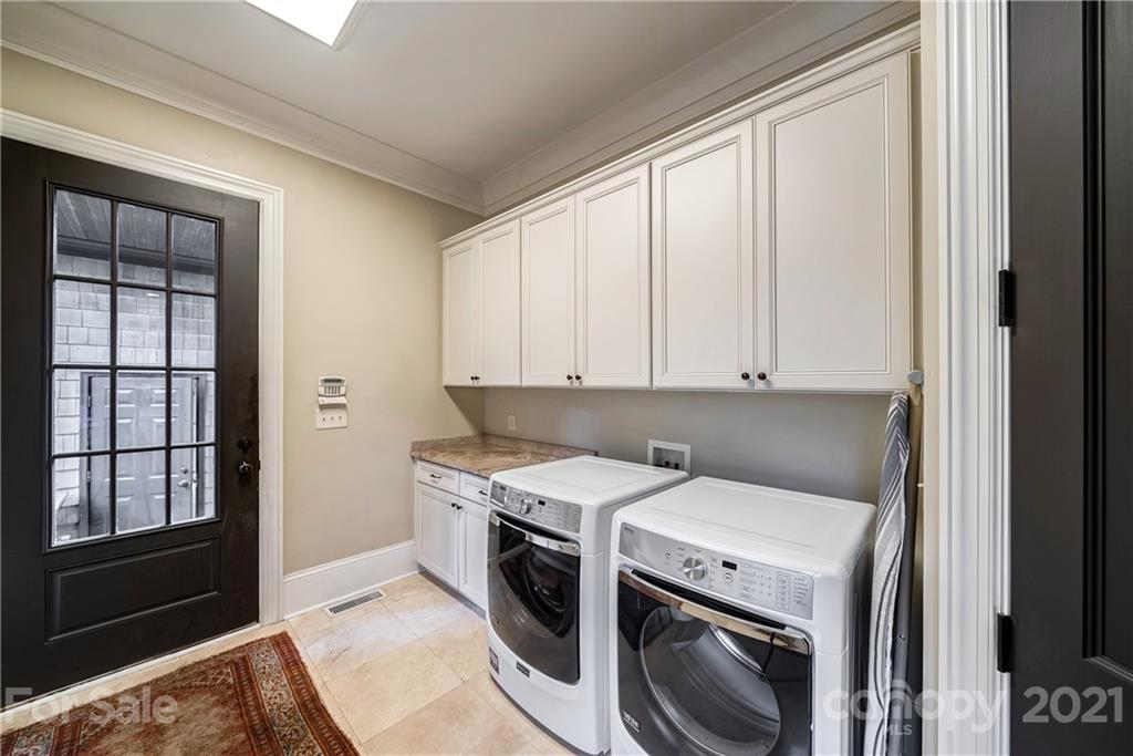 1105 Sedgewood Place Court Charlotte NC 28211