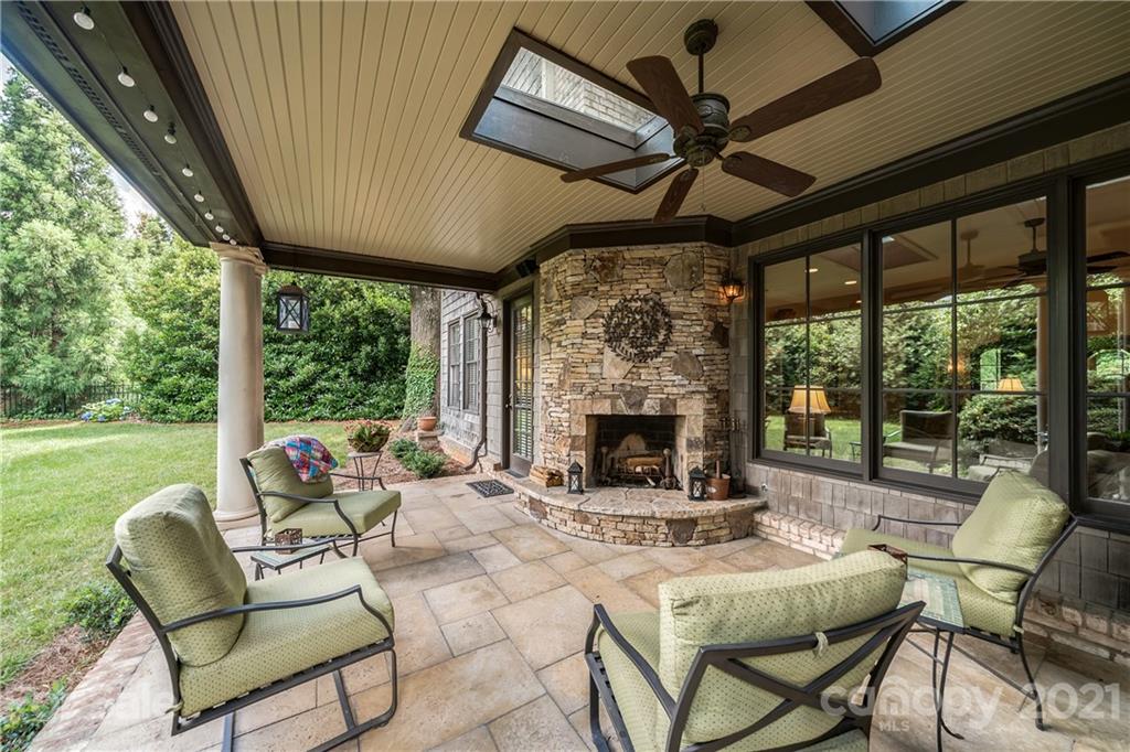 1105 Sedgewood Place Court Charlotte NC 28211