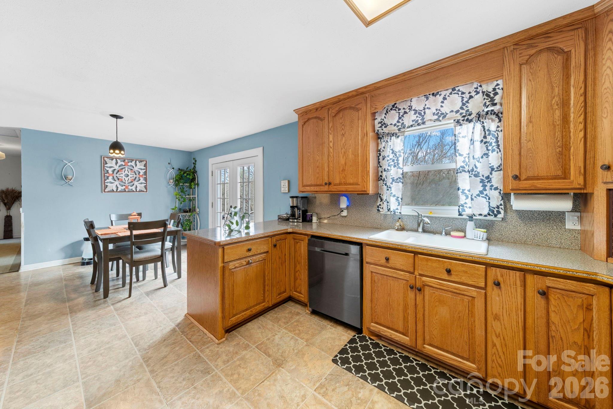 116 Hilltop Avenue Valdese NC 28690