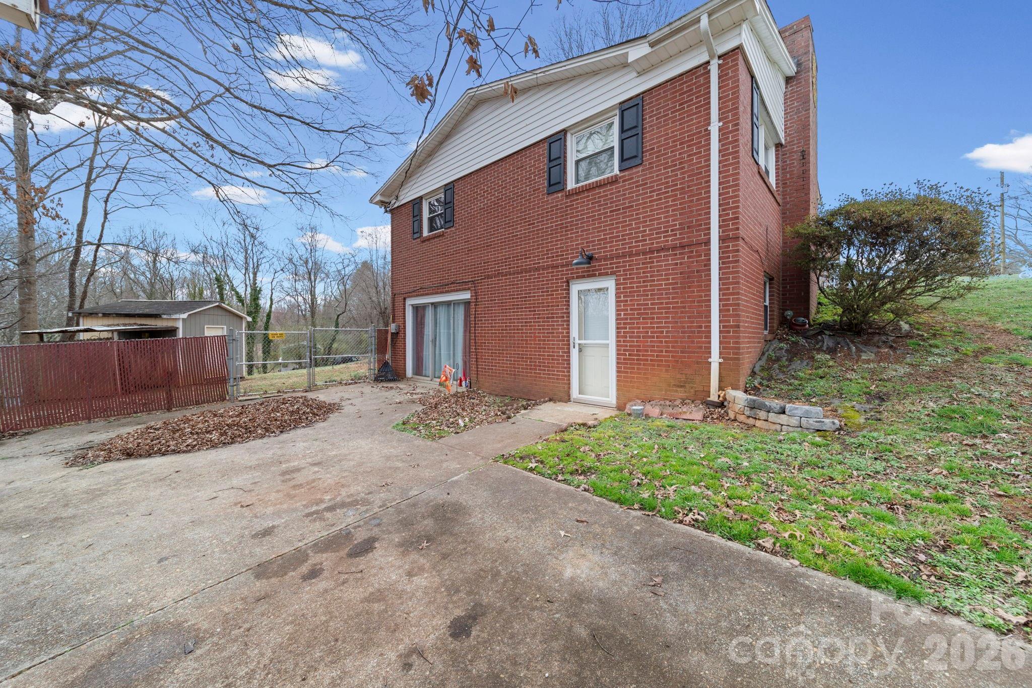 116 Hilltop Avenue Valdese NC 28690