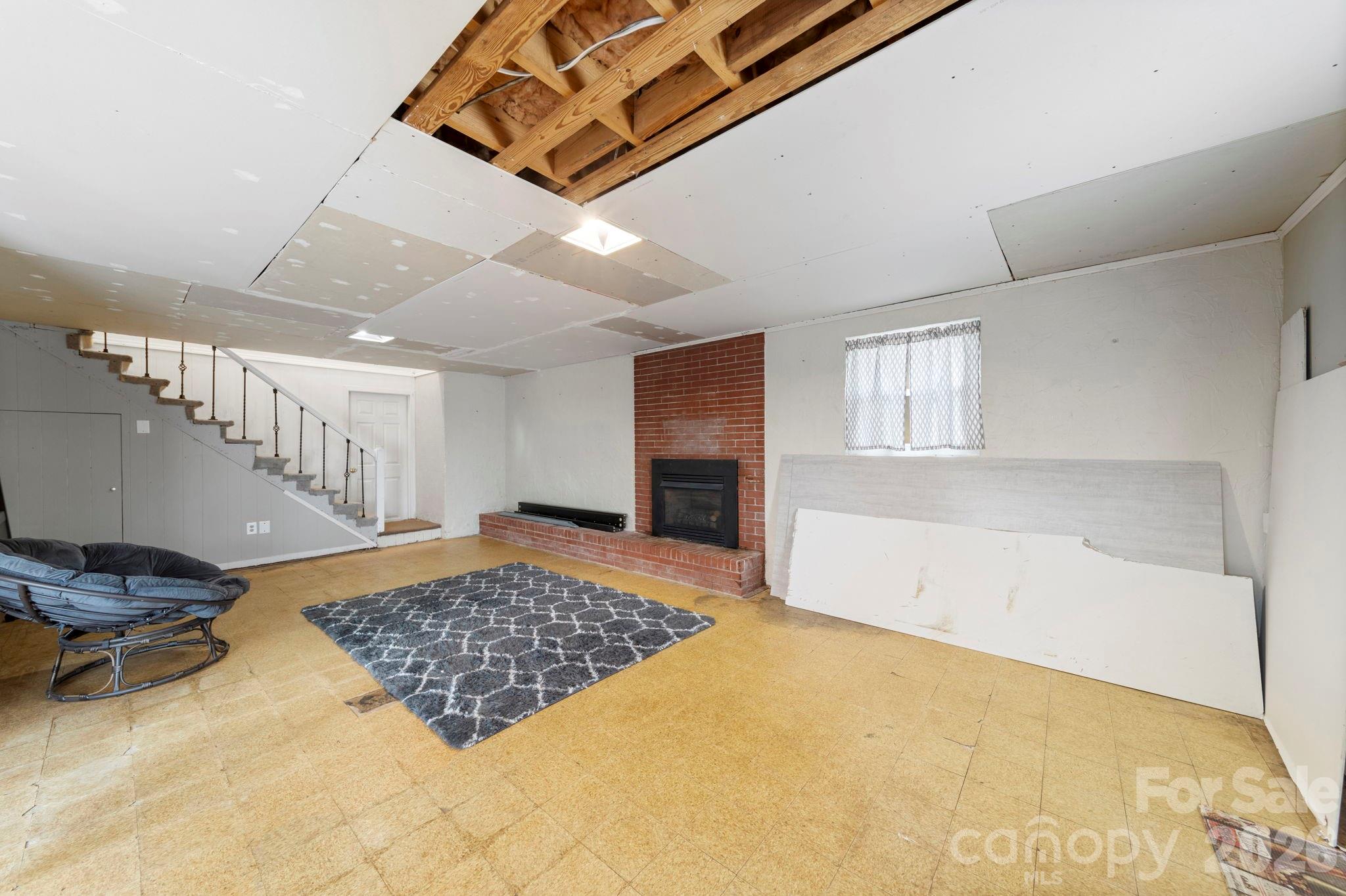 116 Hilltop Avenue Valdese NC 28690