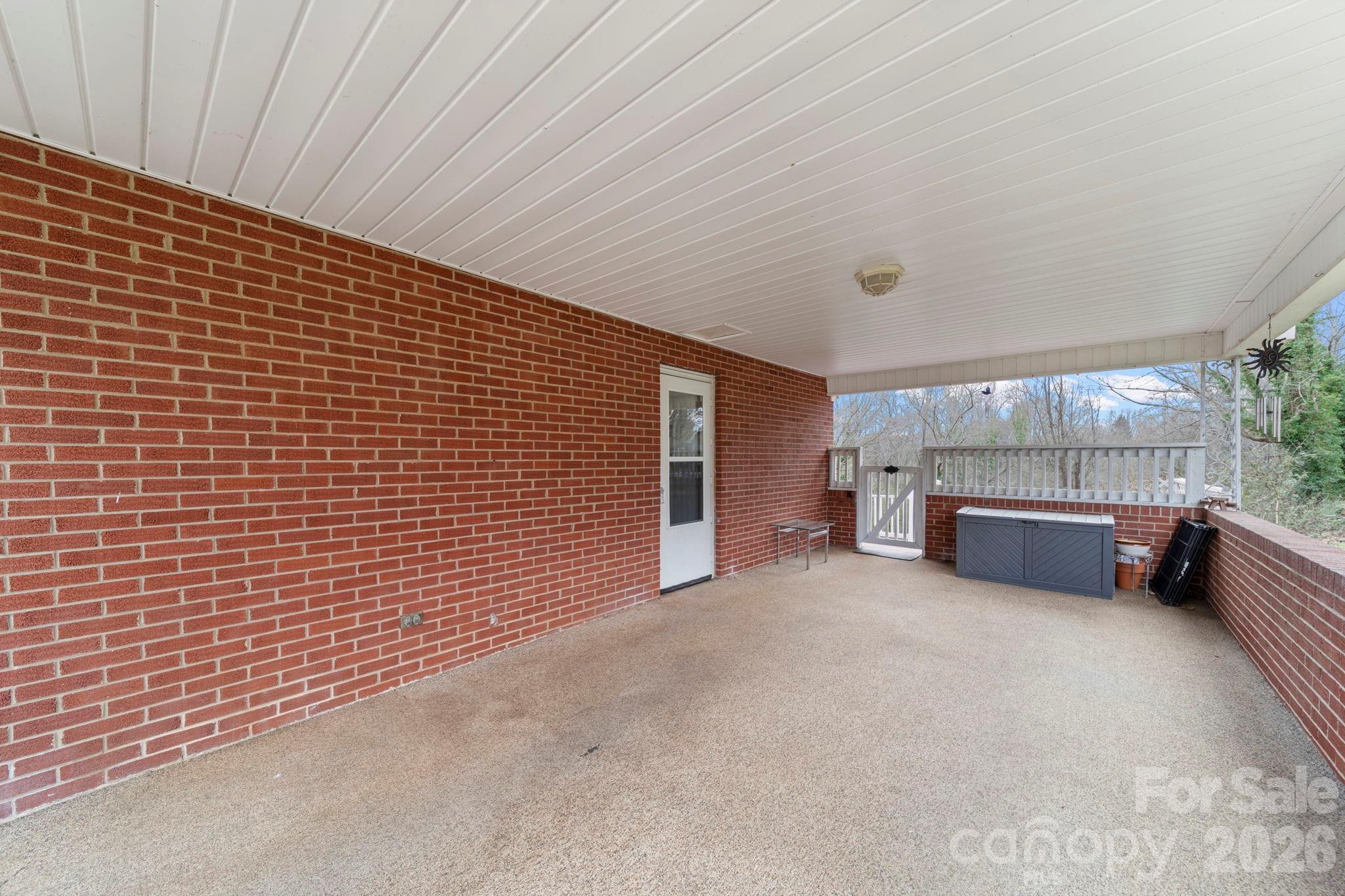 116 Hilltop Avenue Valdese NC 28690