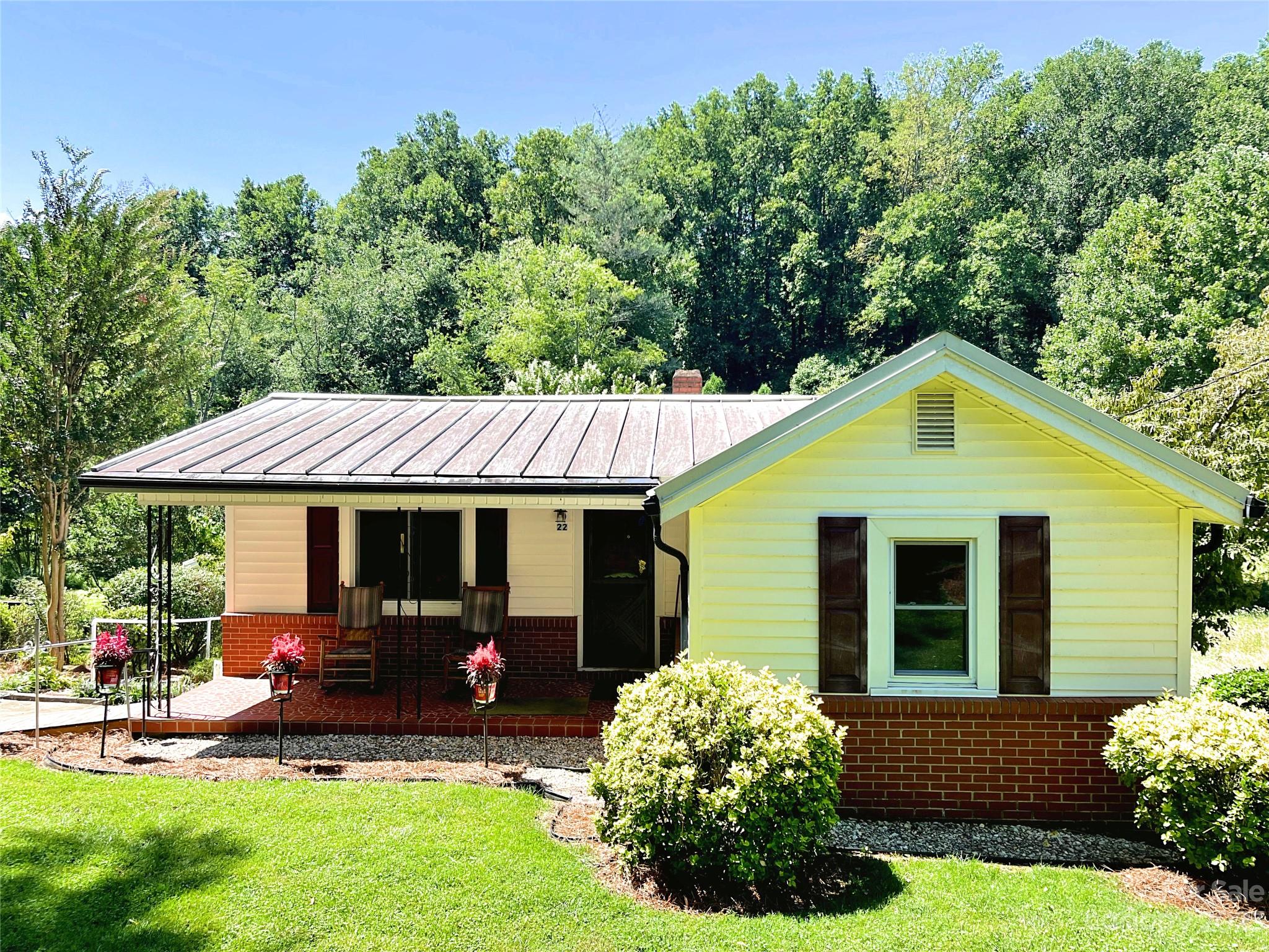 22 Kilpatrick Street Brevard NC 28712