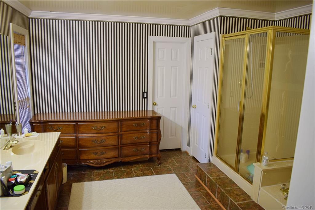 4025 Brownes Ferry Road Charlotte NC 28269