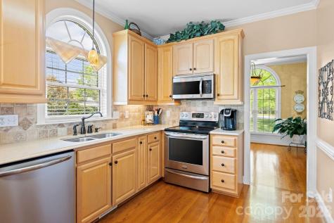 531 Oak Valley Boulevard Advance NC 27006