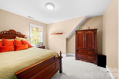 531 Oak Valley Boulevard Advance NC 27006