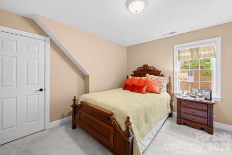 531 Oak Valley Boulevard Advance NC 27006