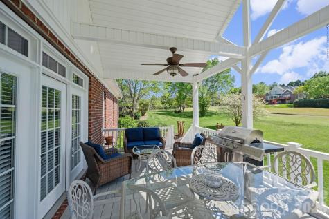 531 Oak Valley Boulevard Advance NC 27006