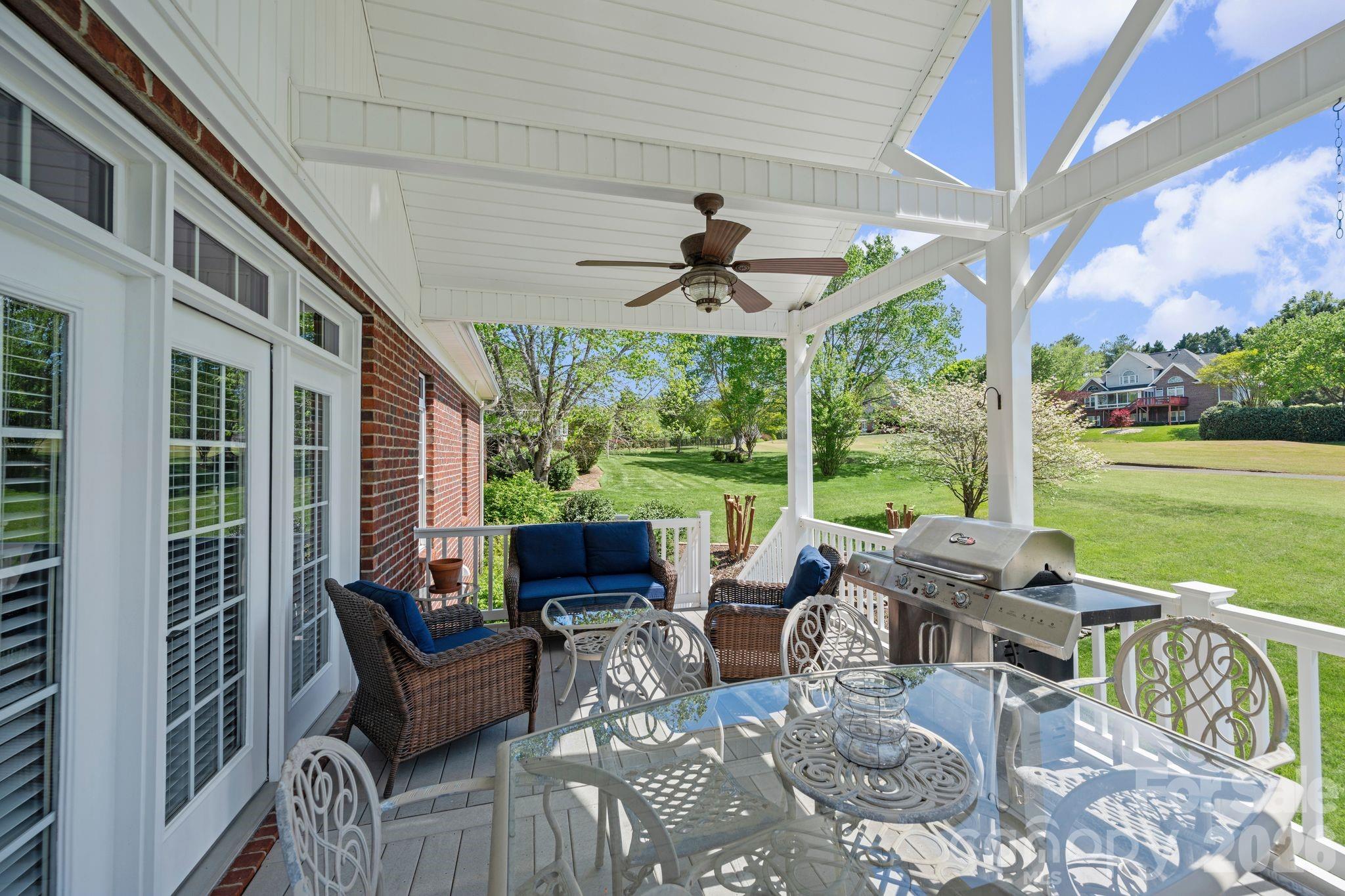 531 Oak Valley Boulevard Advance NC 27006