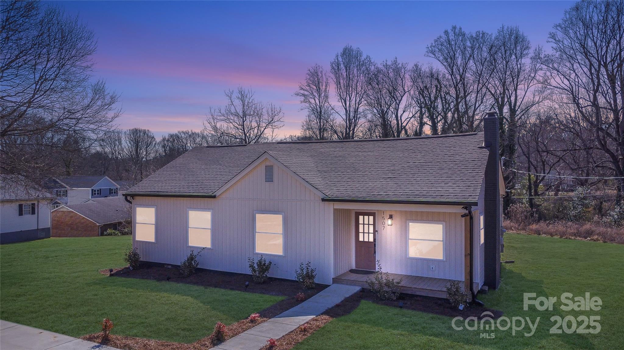 1507 W Davidson Avenue Gastonia NC 28052
