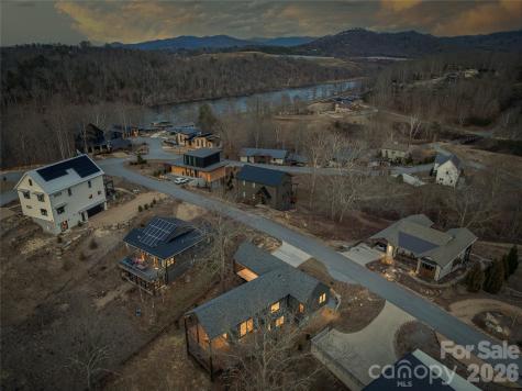 511 Wilma Dykeman Trail Asheville NC 28804