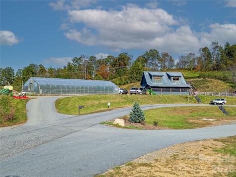 511 Wilma Dykeman Trail Asheville NC 28804