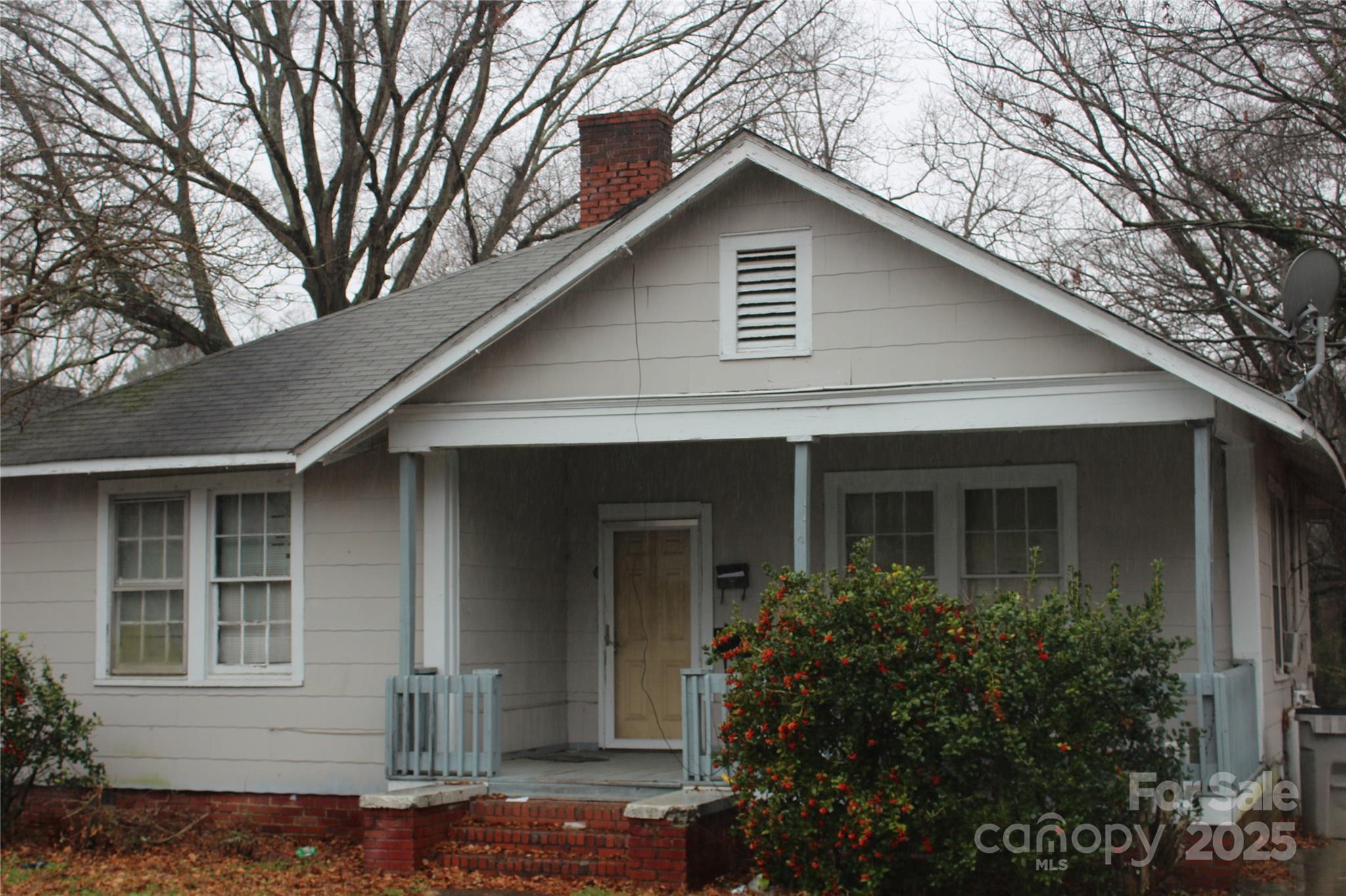 335 S Vance Street Gastonia NC 28052