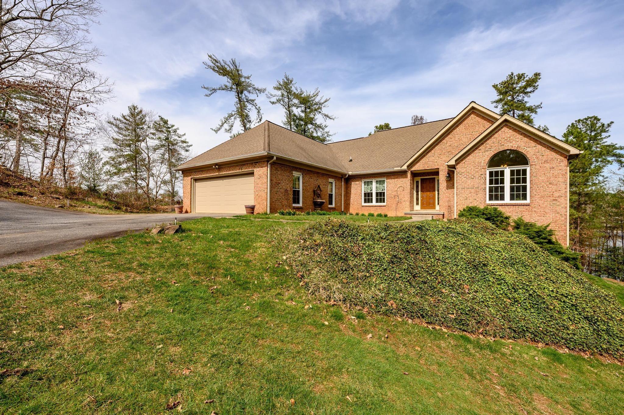 6104 Monaco Court Hickory NC 28601