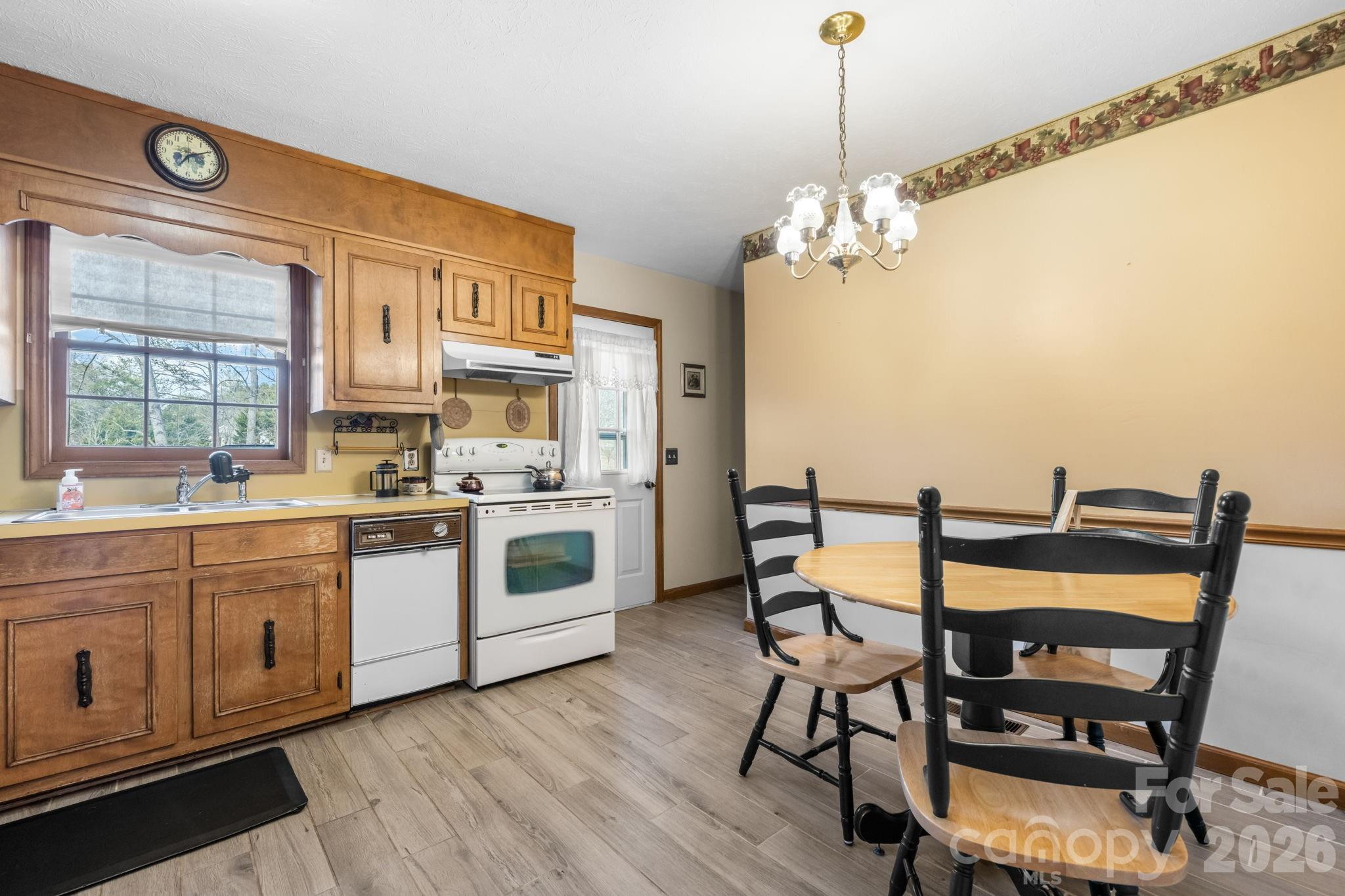 3384 Sheely Road Lenoir NC 28645