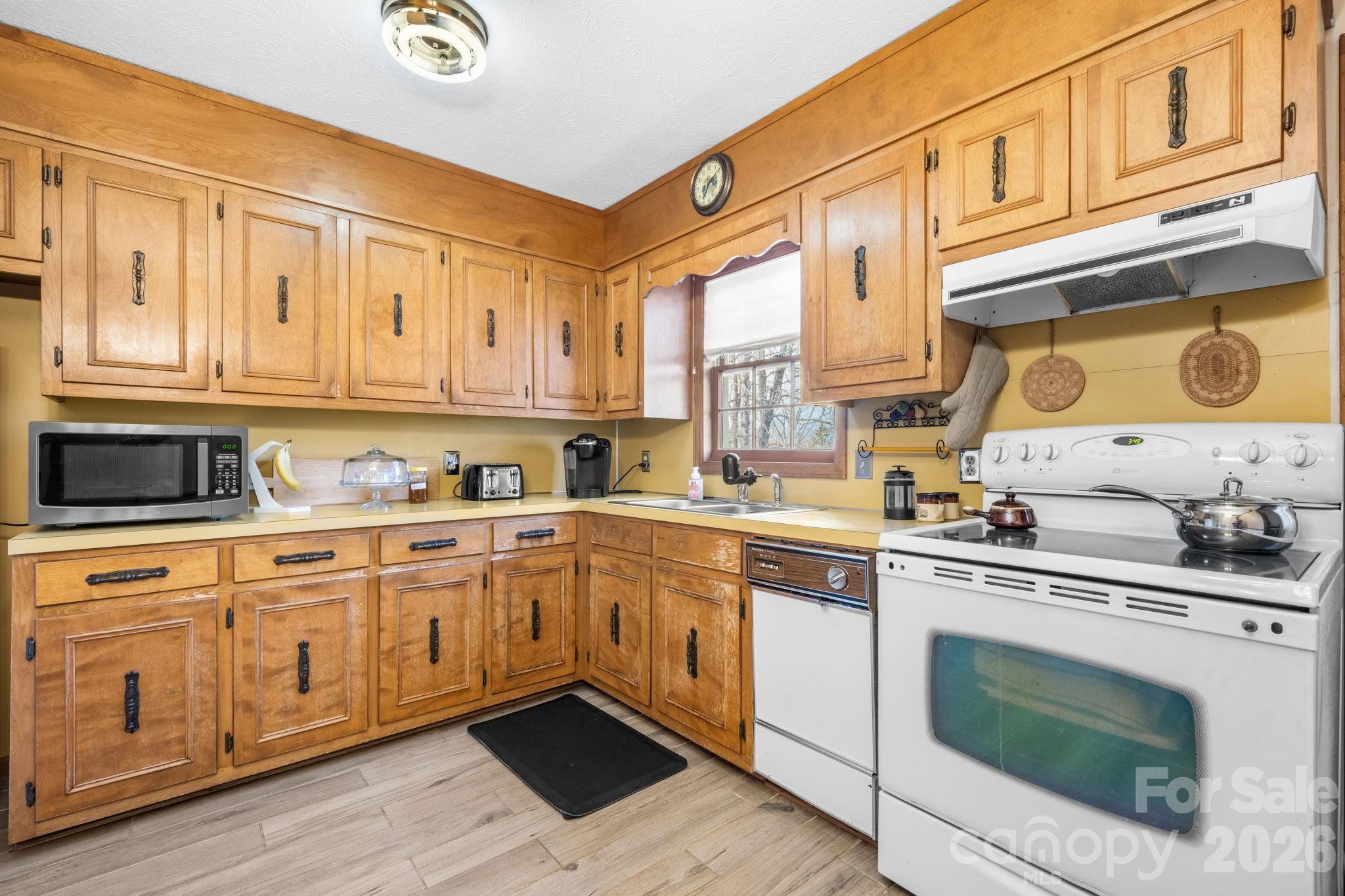 3384 Sheely Road Lenoir NC 28645