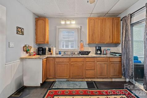 74 Meadow Avenue Concord NC 28025