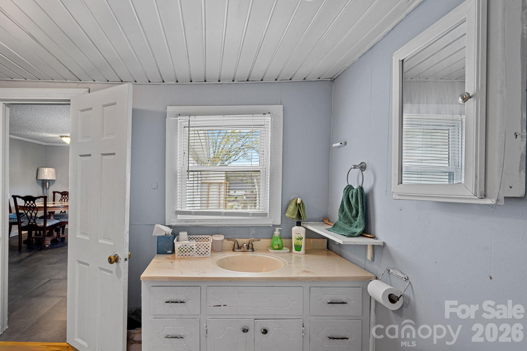 74 Meadow Avenue Concord NC 28025