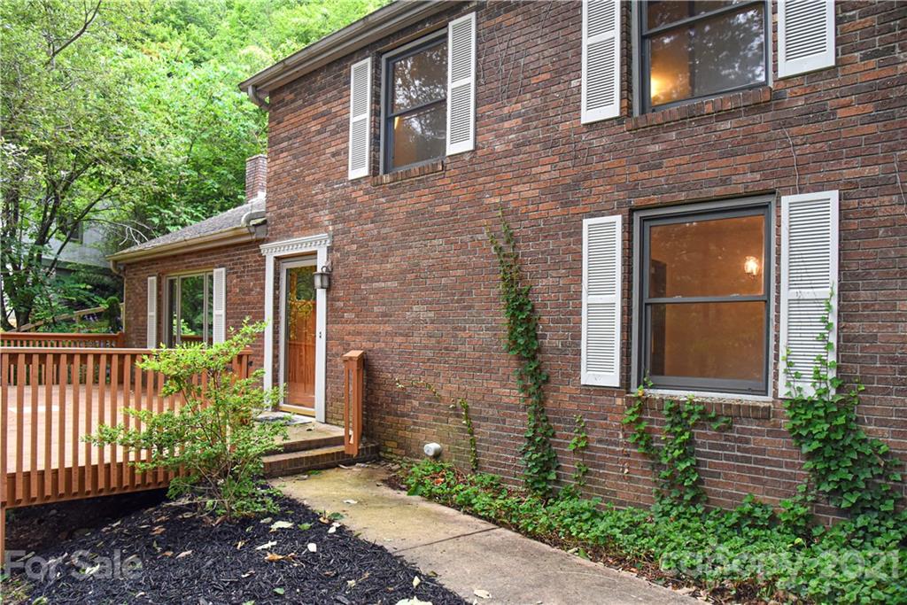 15 Elmwood Lane Asheville NC 28803