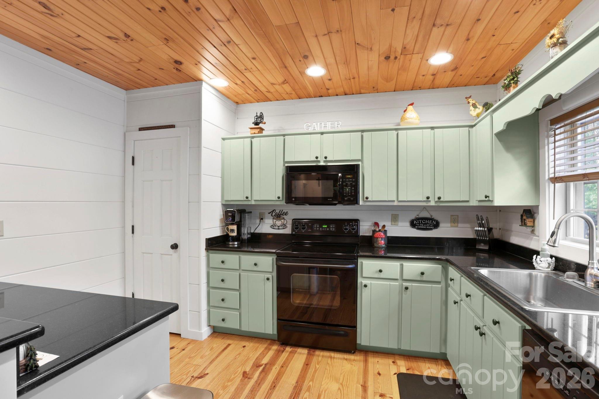78 Longview Ridge Road Lake Toxaway NC 28747
