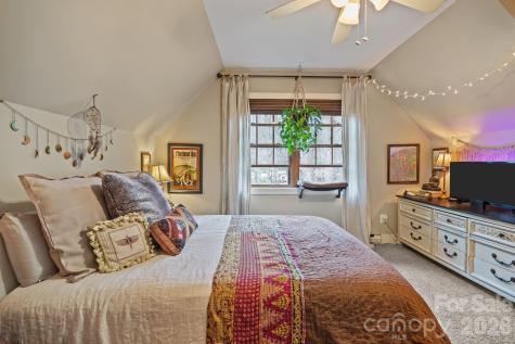 373 Lytle Cove Road Swannanoa NC 28778