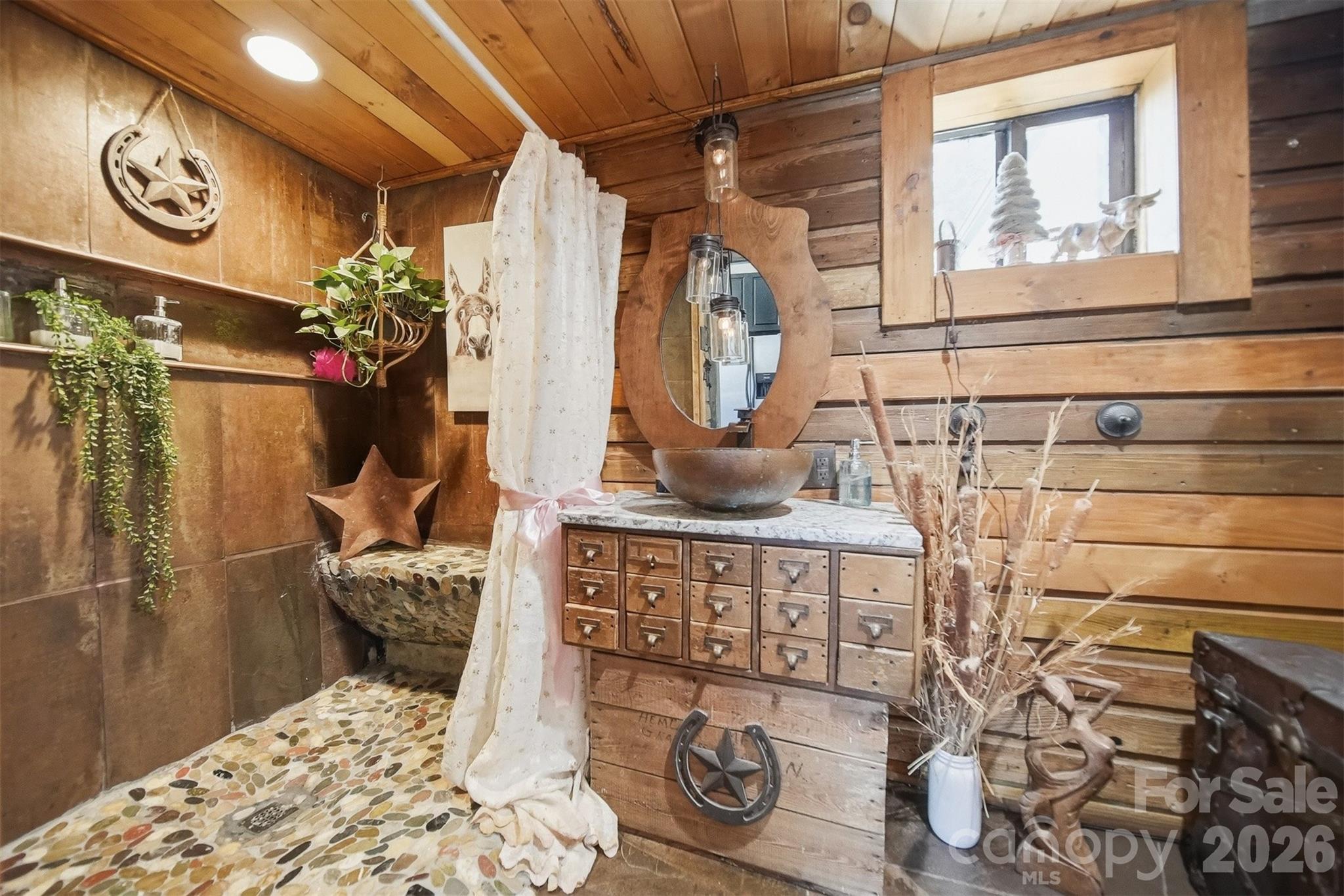507 Oak Street SW Lenoir NC 28645