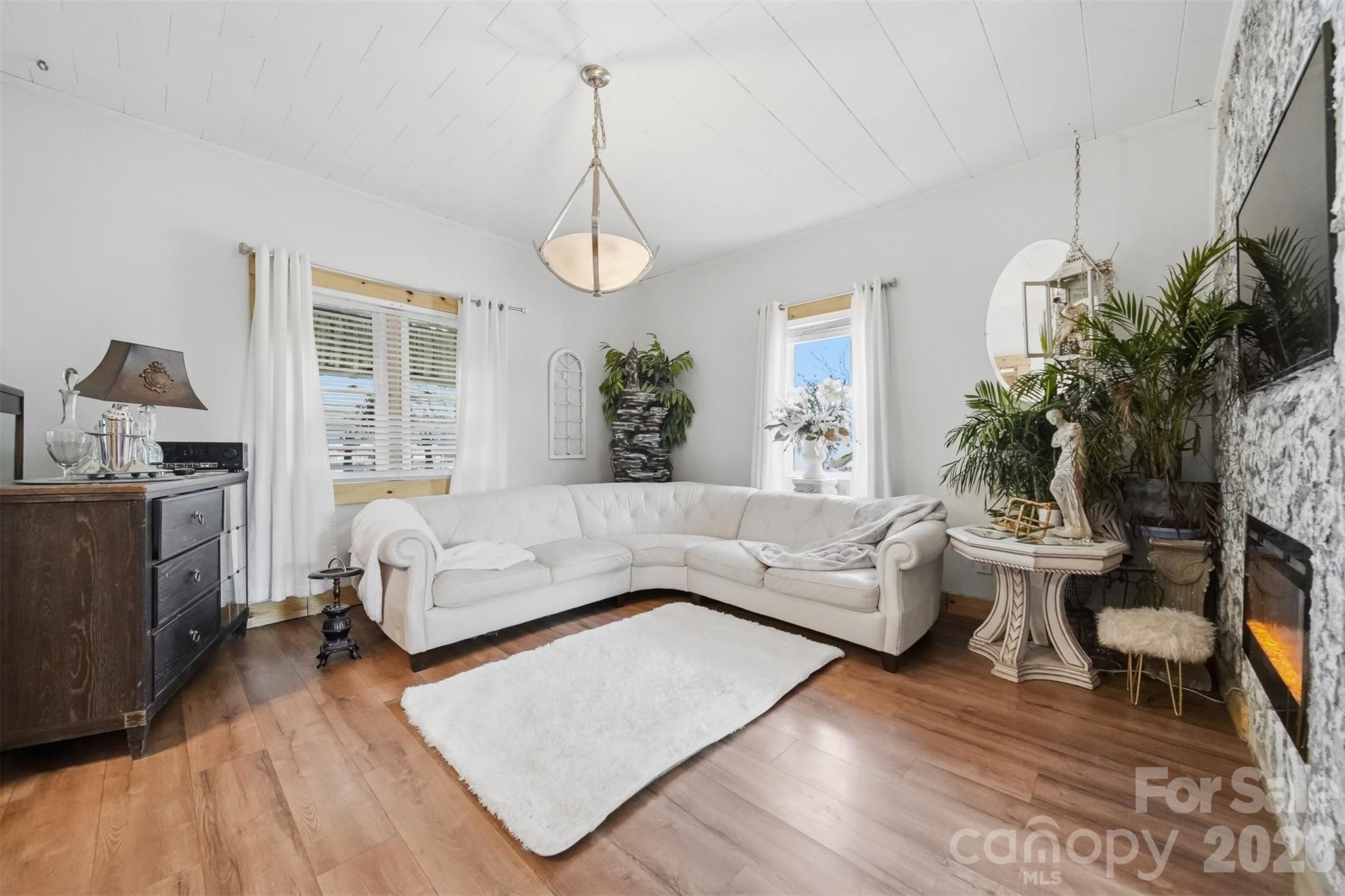 507 Oak Street SW Lenoir NC 28645