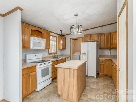 112 Lynn Estate Road Hendersonville NC 28792