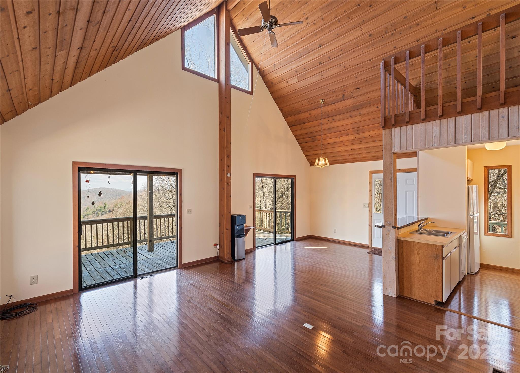 1350 Davis Mountain Road Hendersonville NC 28739