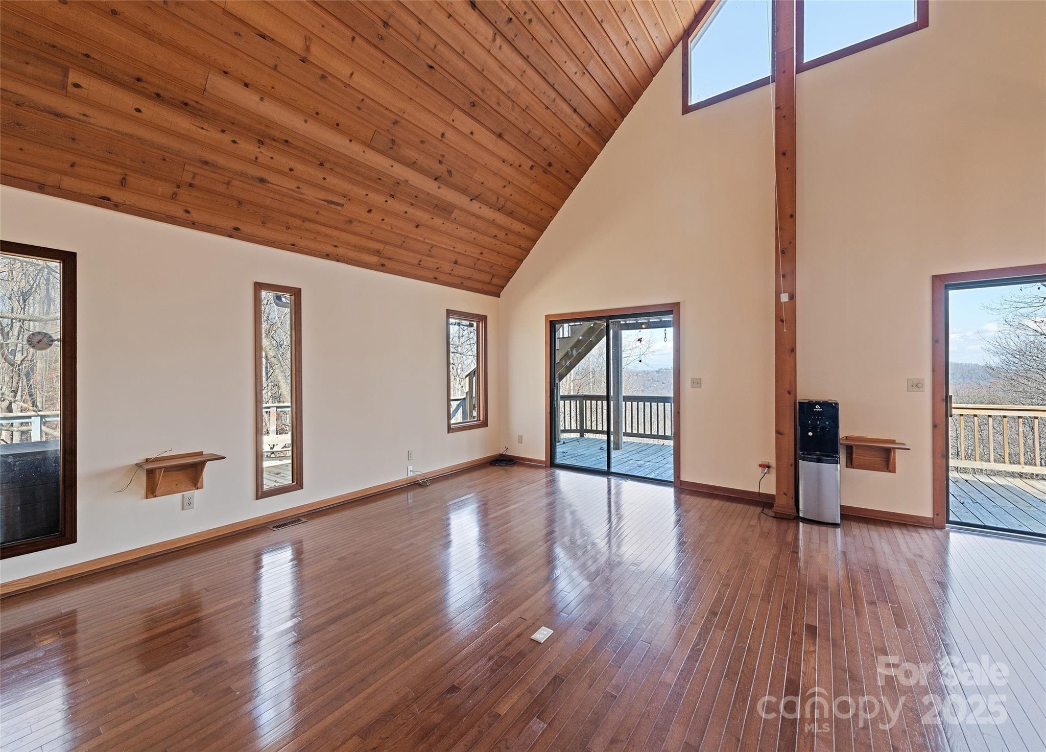 1350 Davis Mountain Road Hendersonville NC 28739