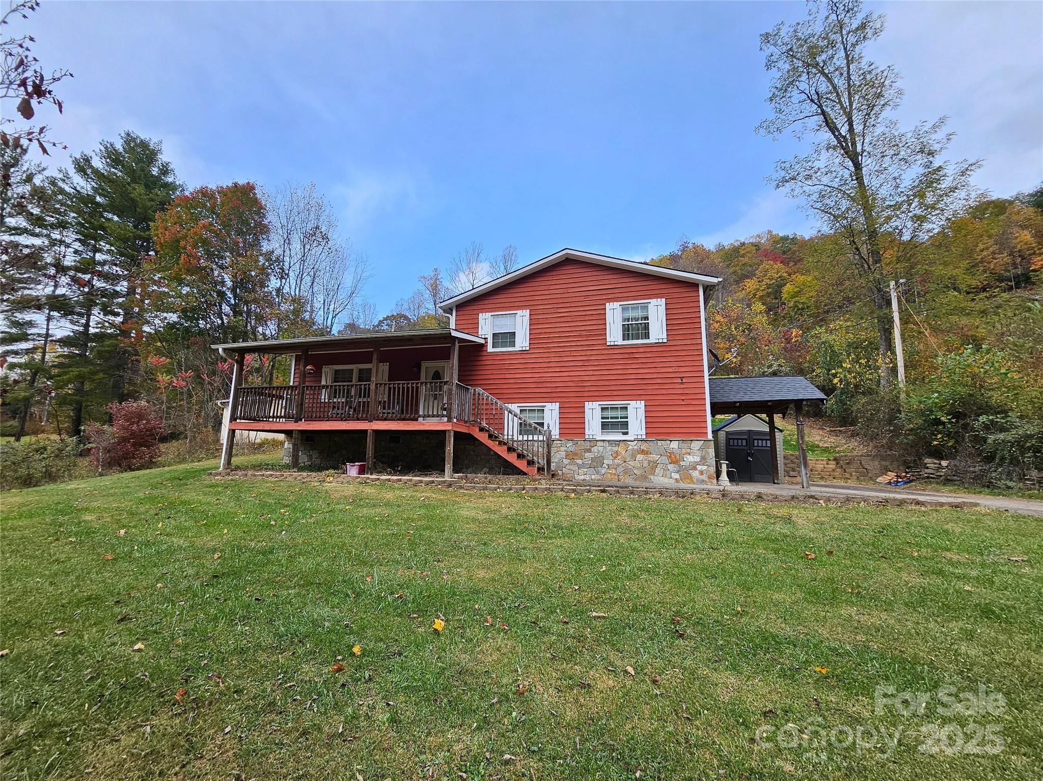 1227 Georges Fork Road Burnsville NC 28714