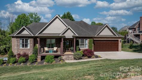402 Golfview Court SE Lenoir NC 28645