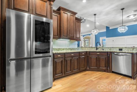 402 Golfview Court SE Lenoir NC 28645