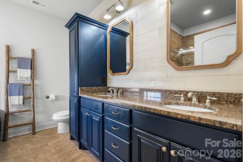 402 Golfview Court SE Lenoir NC 28645