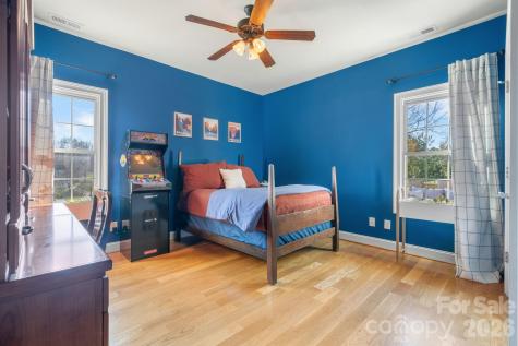 402 Golfview Court SE Lenoir NC 28645