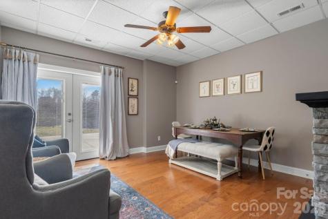 402 Golfview Court SE Lenoir NC 28645