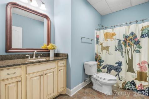 402 Golfview Court SE Lenoir NC 28645