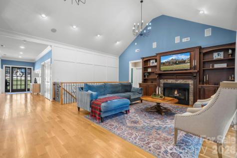 402 Golfview Court SE Lenoir NC 28645