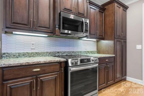 402 Golfview Court SE Lenoir NC 28645