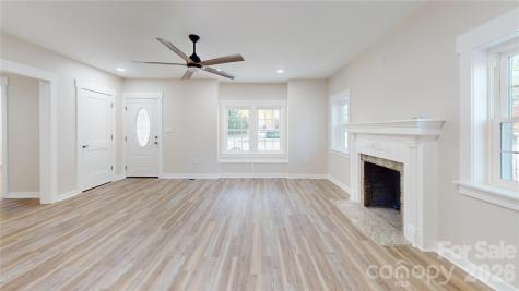 403 Liberty Street E York SC 29745