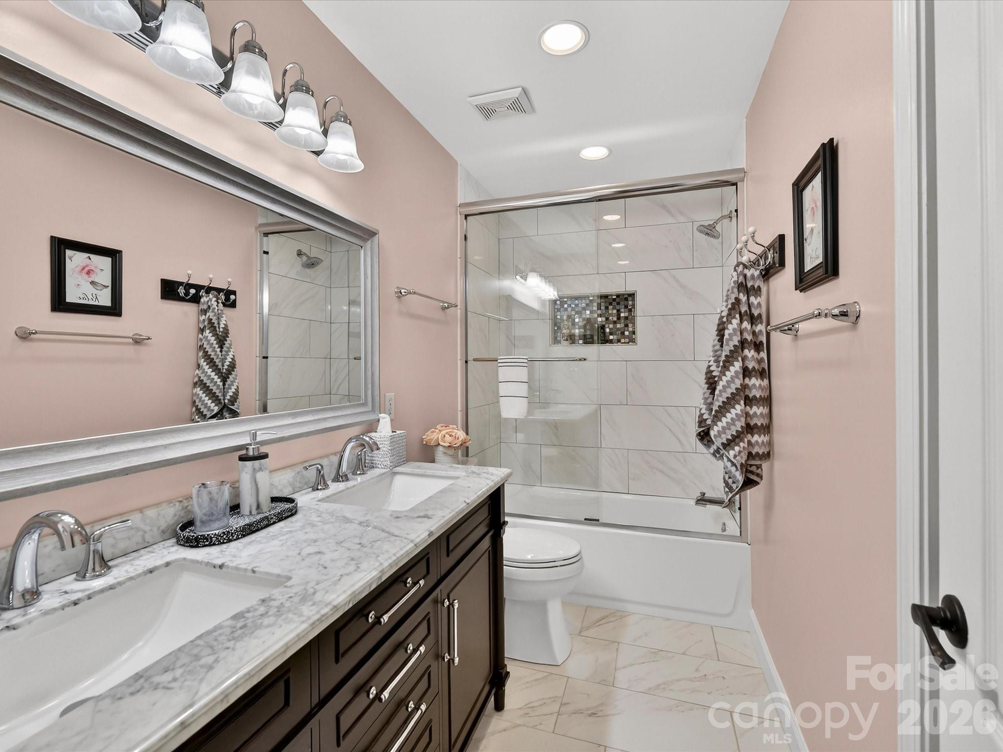 3814 Providence Plantation Lane Charlotte NC 28270