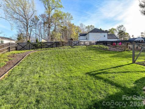 3814 Providence Plantation Lane Charlotte NC 28270