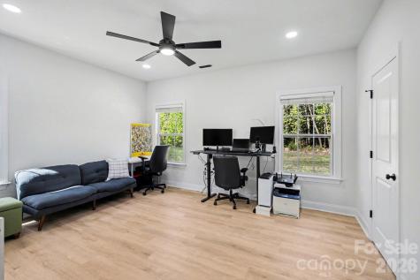 5305 Ridgefall Road Greensboro NC 27410