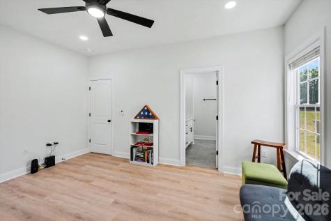5305 Ridgefall Road Greensboro NC 27410