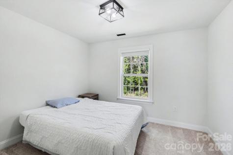 5305 Ridgefall Road Greensboro NC 27410