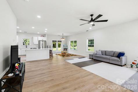 5305 Ridgefall Road Greensboro NC 27410
